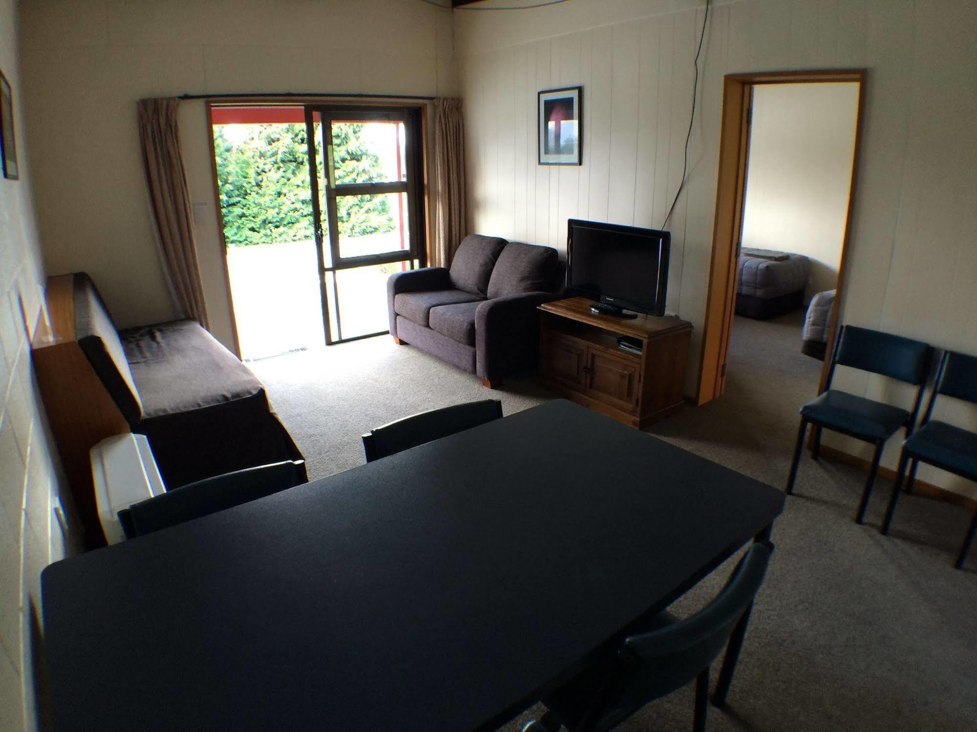 Mt Aspiring Holiday Park Wanaka Exterior photo