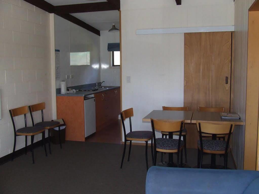 Mt Aspiring Holiday Park Wanaka Exterior photo