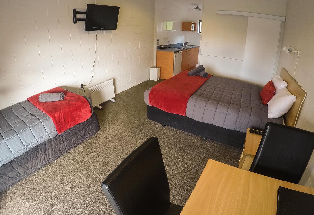 Mt Aspiring Holiday Park Wanaka Exterior photo