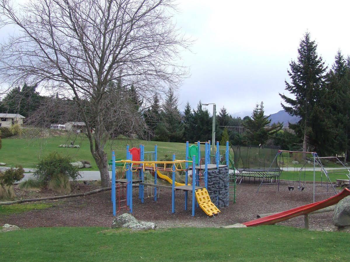 Mt Aspiring Holiday Park Wanaka Exterior photo